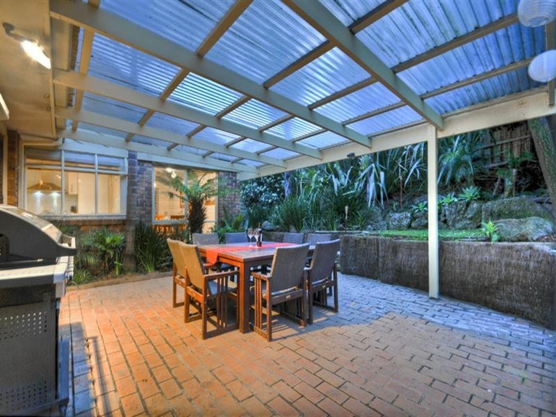 18 Highview Drive, Mooroolbark VIC 3138