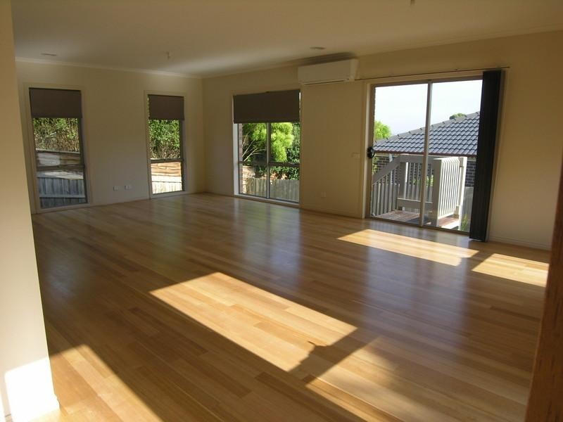 255a MANCHESTER Road, Mooroolbark VIC 3138