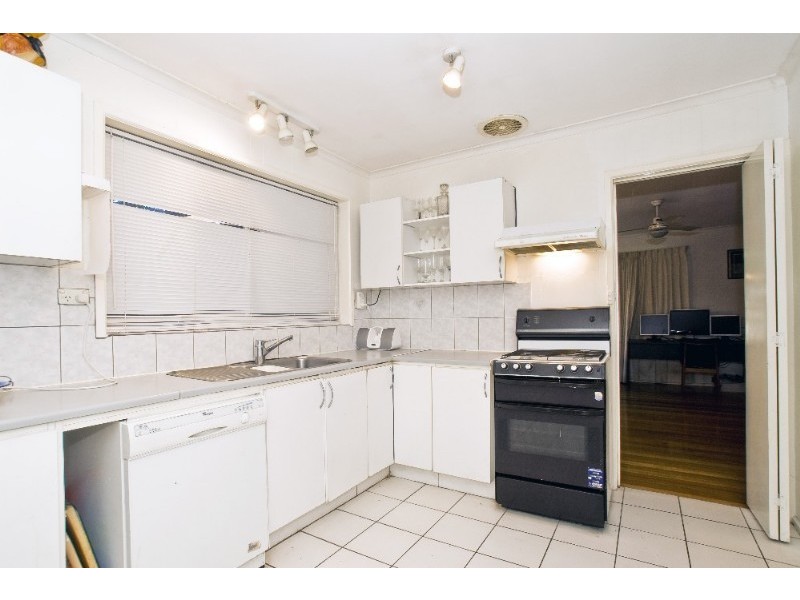 27 Cherylnne Crescent, Kilsyth VIC 3137