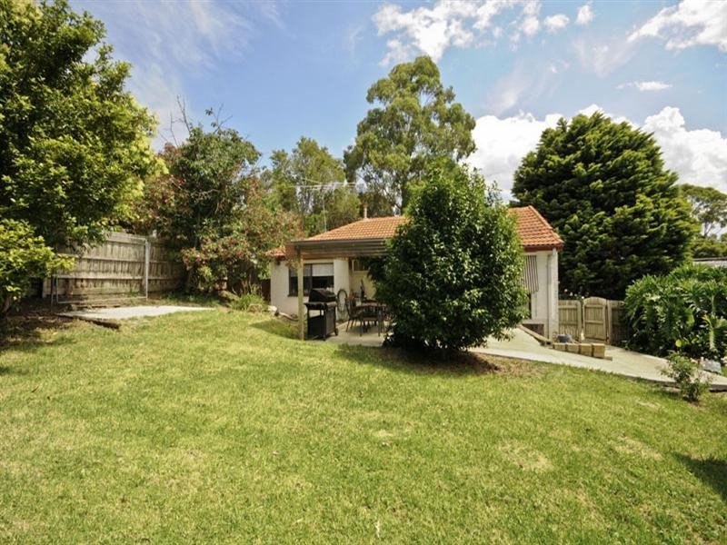 25 Myoora Drive, Mooroolbark VIC 3138