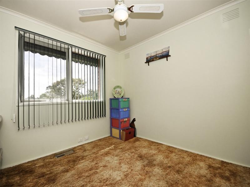 17 Mountfield Road, Kilsyth VIC 3137