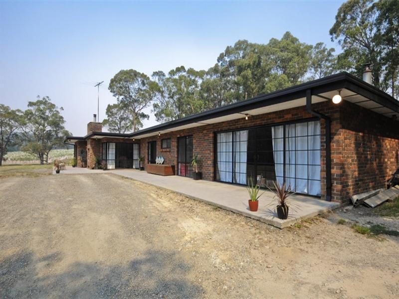 35 Phillip Road, Woori Yallock VIC 3139