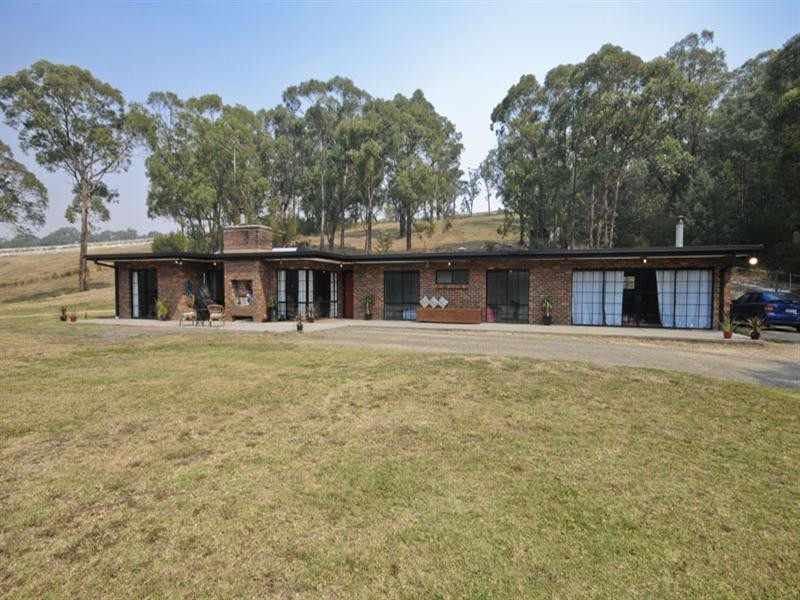 35 Phillip Road, Woori Yallock VIC 3139