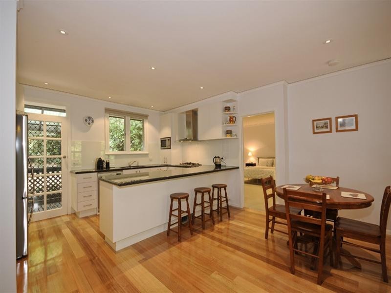 33 Yarrabee Road, Mount Dandenong VIC 3767