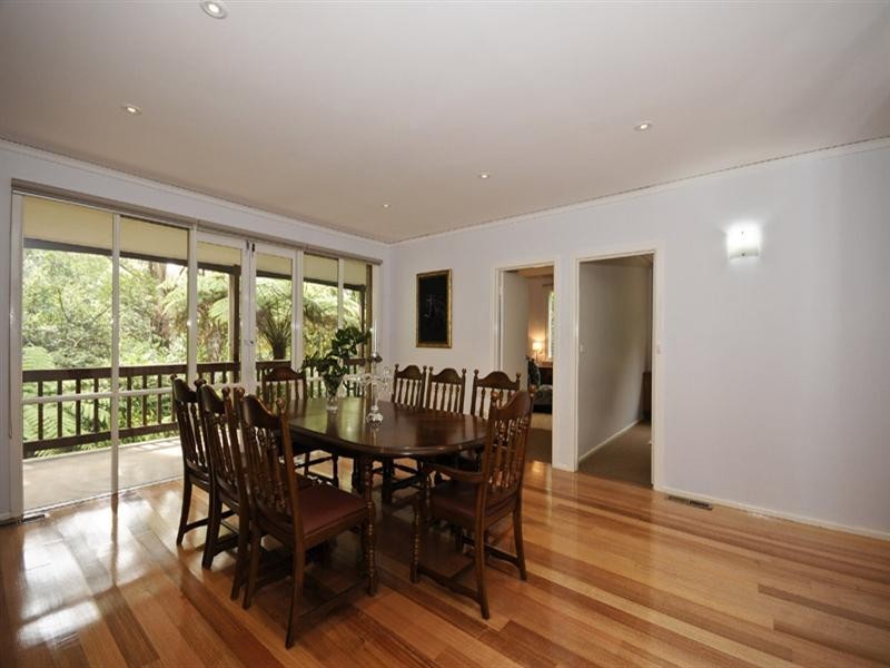 33 Yarrabee Road, Mount Dandenong VIC 3767