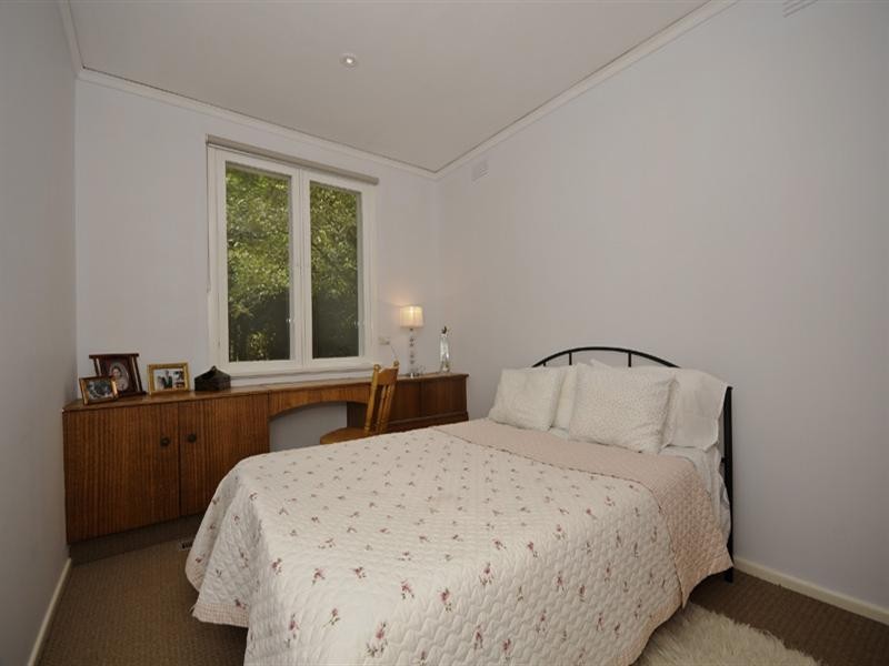 33 Yarrabee Road, Mount Dandenong VIC 3767