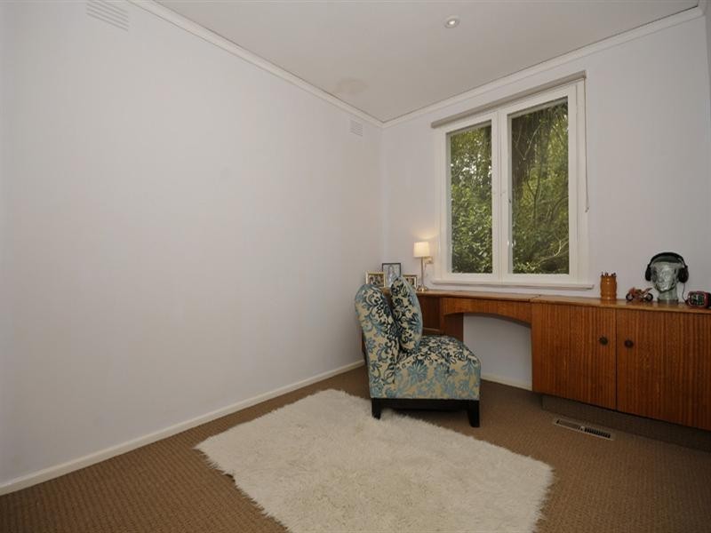 33 Yarrabee Road, Mount Dandenong VIC 3767