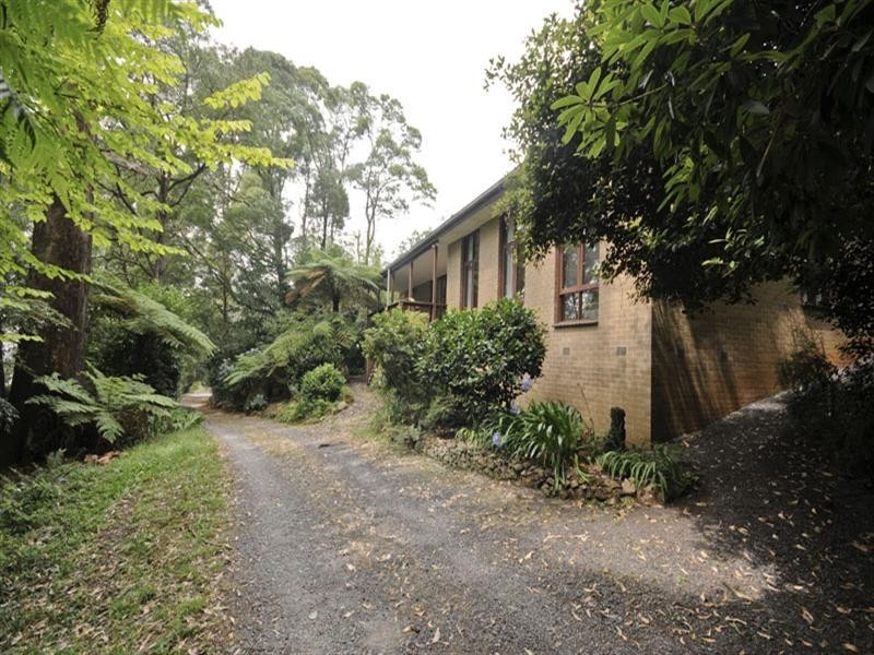 33 Yarrabee Road, Mount Dandenong VIC 3767