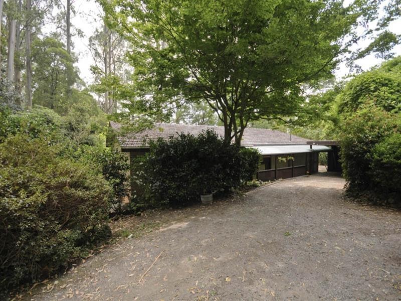 33 Yarrabee Road, Mount Dandenong VIC 3767