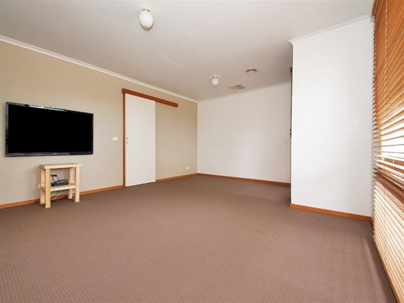 9 Ryan Court, Ferntree Gully VIC 3156