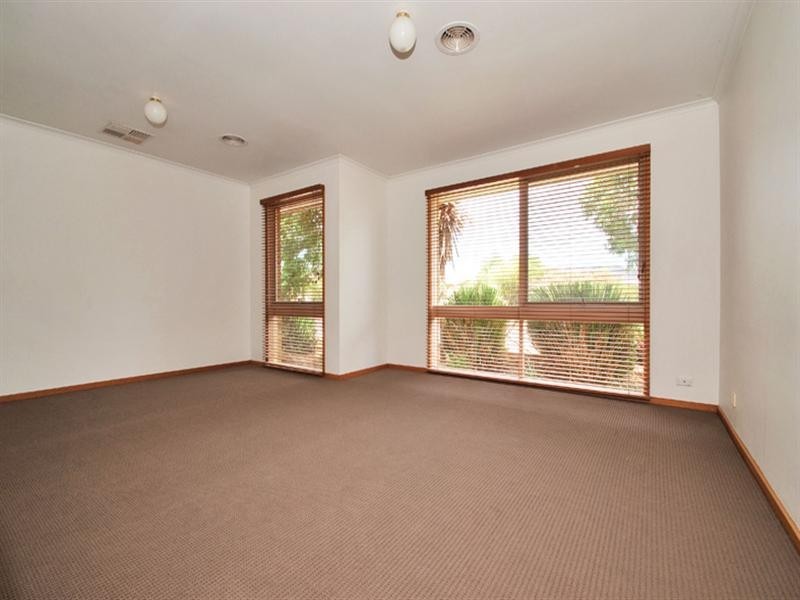 9 Ryan Court, Ferntree Gully VIC 3156