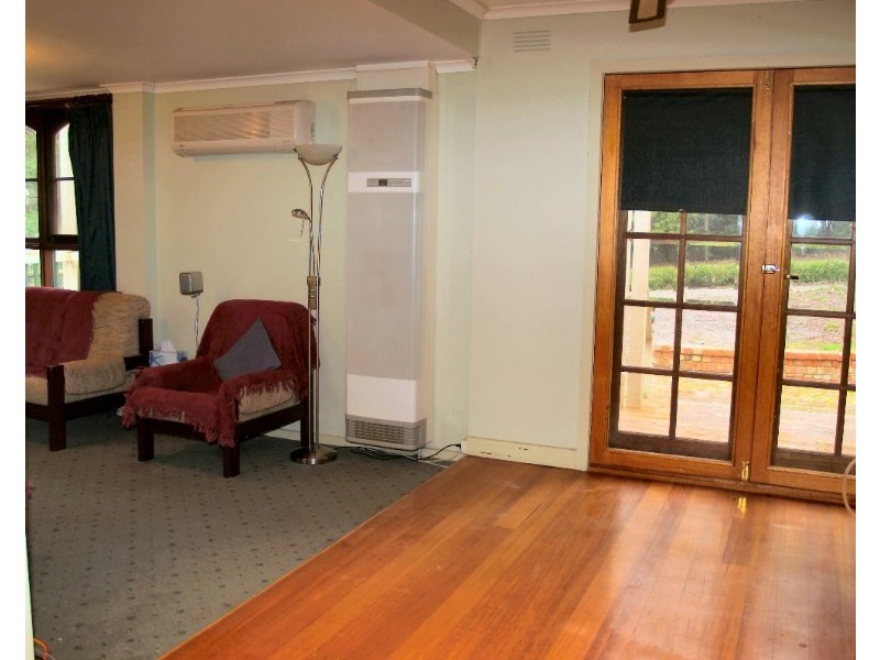 91 Moore Avenue, Montrose VIC 3765