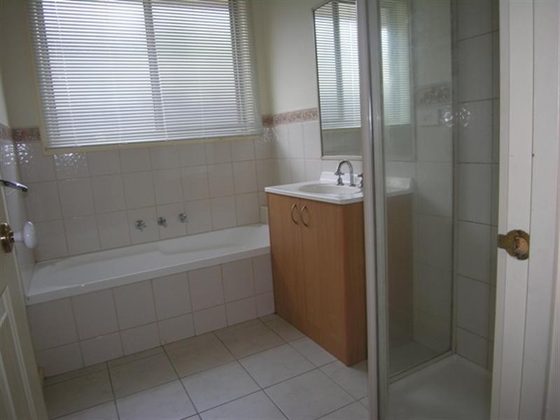 43b Lancaster Road, Mooroolbark VIC 3138