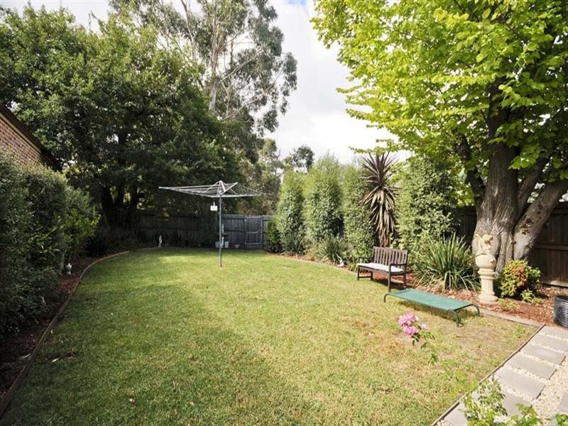 3/18 James Road, Croydon VIC 3136