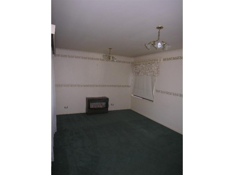 36 Greenwood Avenue, Ringwood VIC 3134