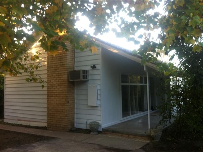 5 St James Avenue, Montrose VIC 3765