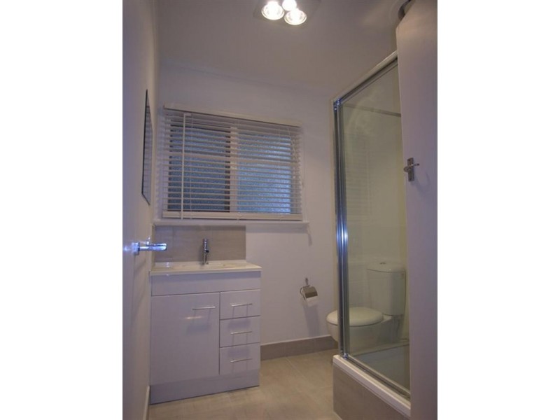 5 St James Avenue, Montrose VIC 3765