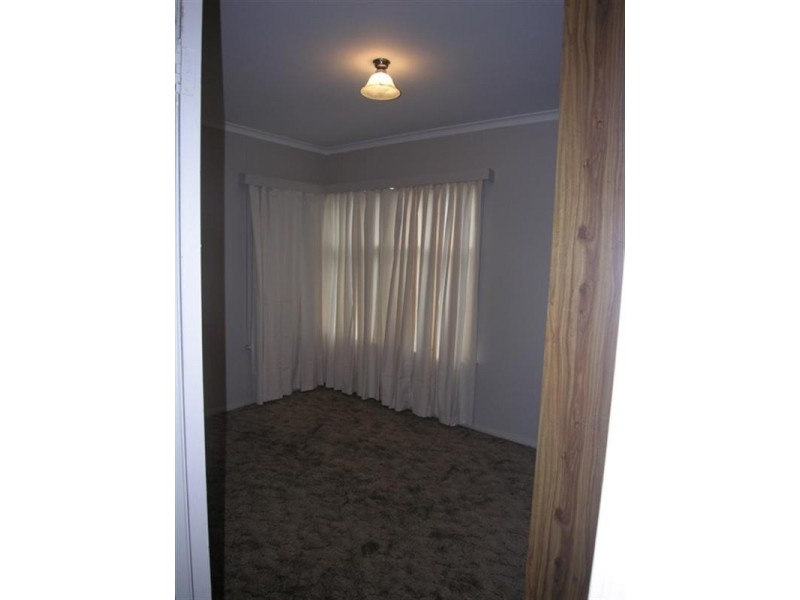 5 St James Avenue, Montrose VIC 3765