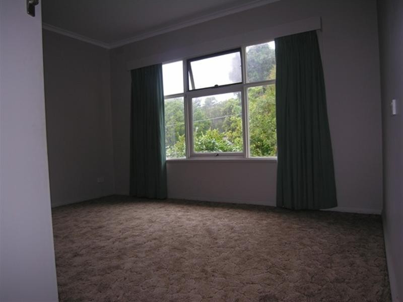 5 St James Avenue, Montrose VIC 3765