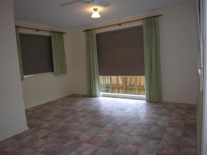 5 St James Avenue, Montrose VIC 3765