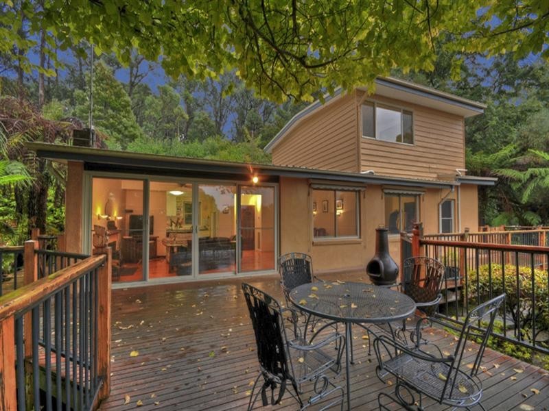 36 Woodhurst Grove, Kalorama VIC 3766