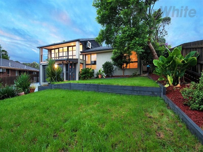 6 Heysen Court, Mooroolbark VIC 3138