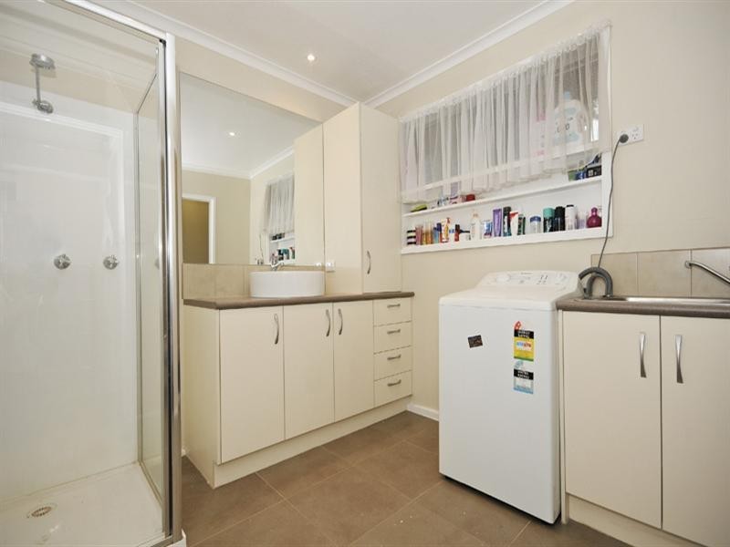 4/5 Felix Grove, Mooroolbark VIC 3138