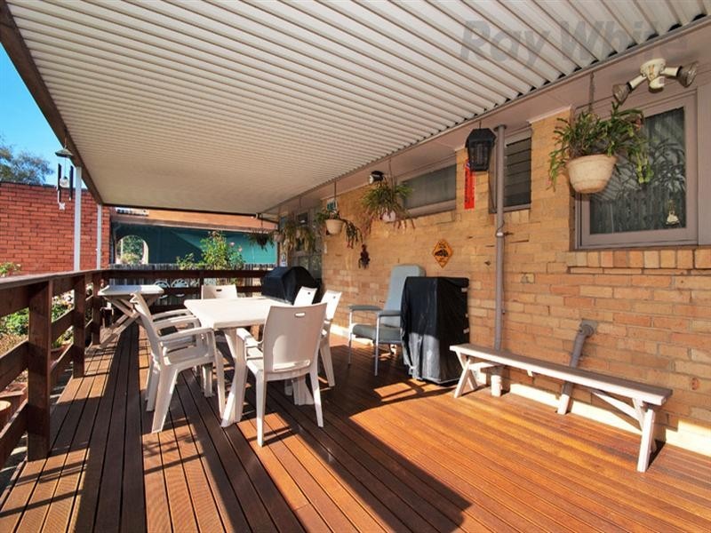 39 Dryden Concourse, Mooroolbark VIC 3138