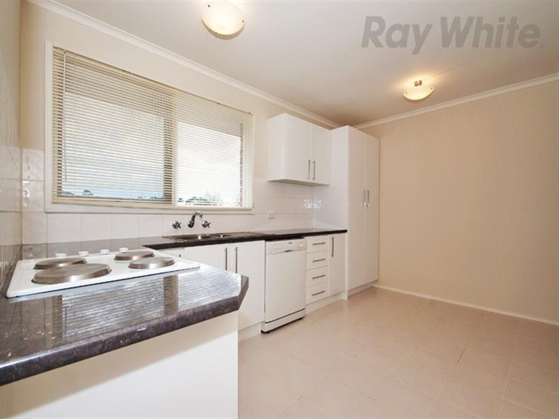 1/12 Bridges Avenue, Mooroolbark VIC 3138
