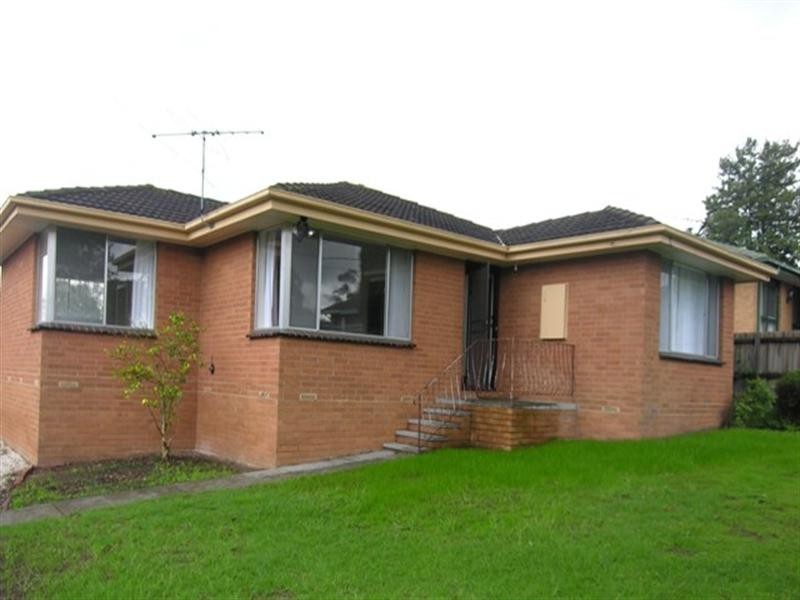 70 BELLARA Drive, Mooroolbark VIC 3138