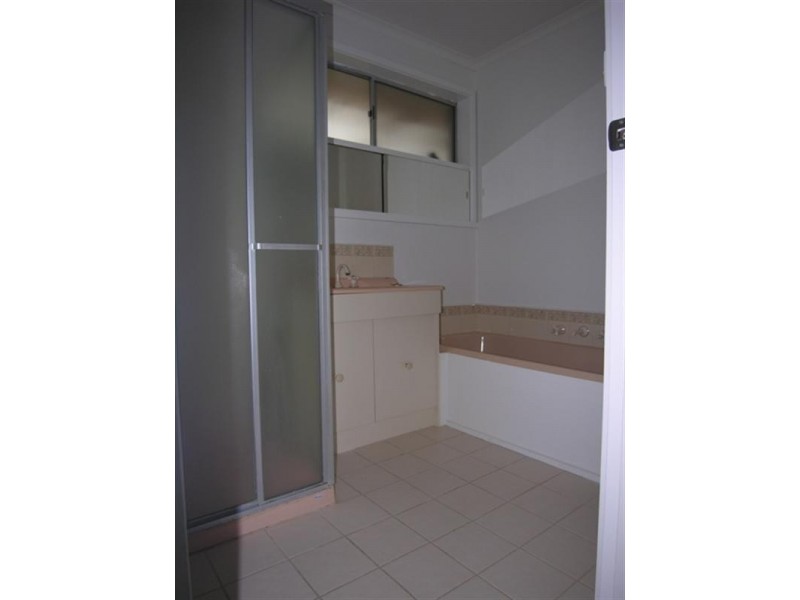 70 BELLARA Drive, Mooroolbark VIC 3138