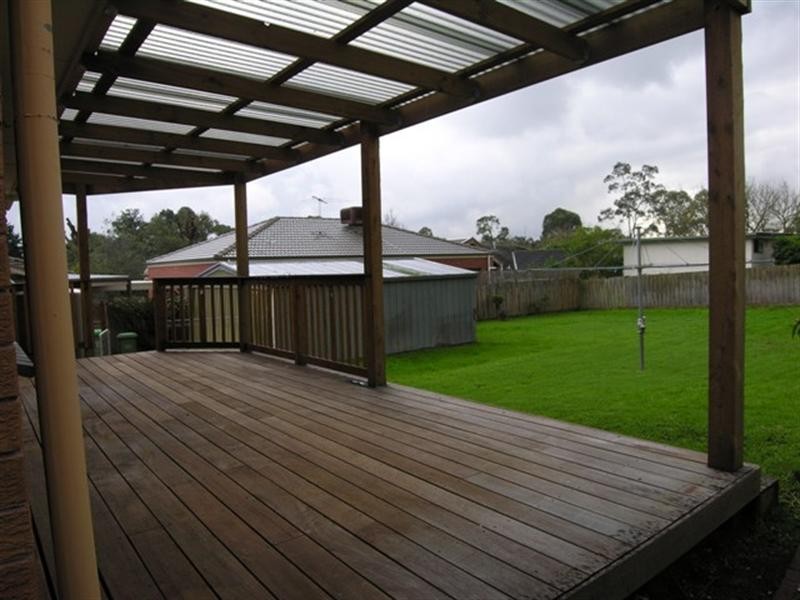 70 BELLARA Drive, Mooroolbark VIC 3138