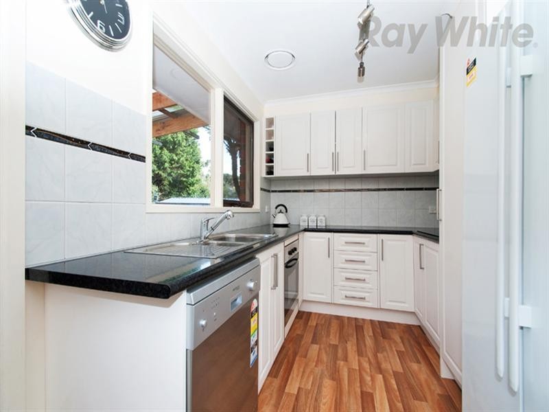 14 Anthony Dv, Chirnside Park VIC 3116