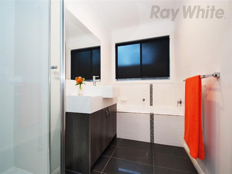 53a Geoffrey Drive, Kilsyth VIC 3137