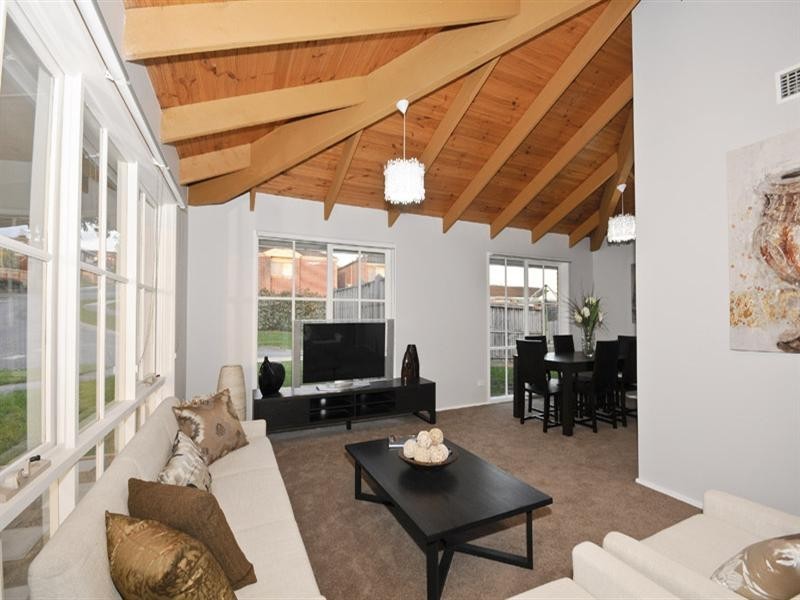 11 Alida Court, Ferntree Gully VIC 3156