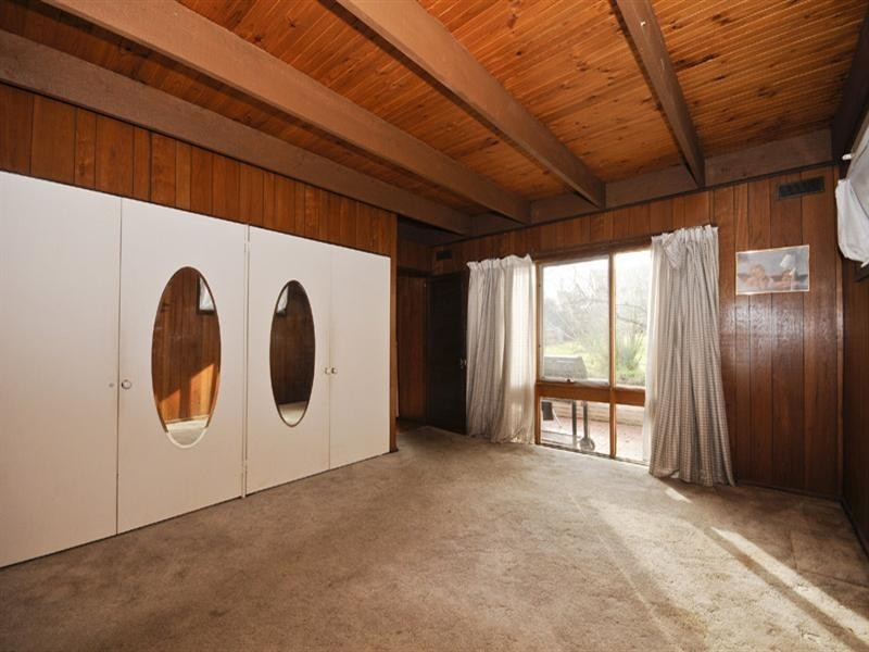 14 Shirley Street, Mooroolbark VIC 3138