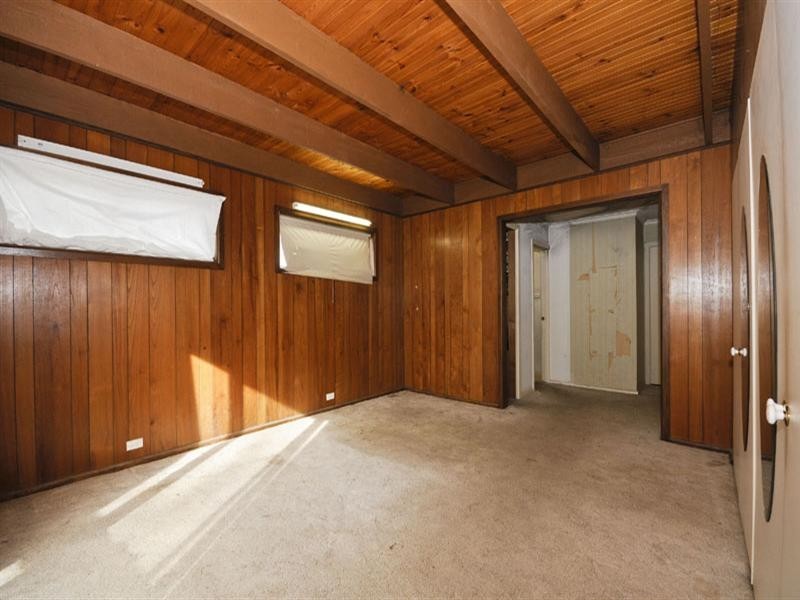 14 Shirley Street, Mooroolbark VIC 3138