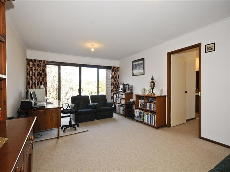36 Landscape Drive, Mooroolbark VIC 3138