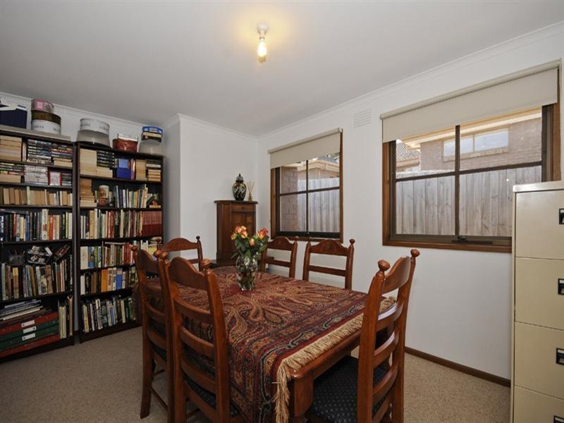 36 Landscape Drive, Mooroolbark VIC 3138