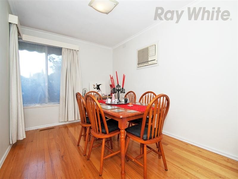 10 Brentwood Avenue, Lalor VIC 3075