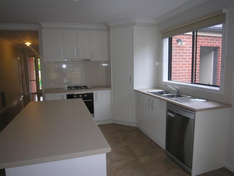 59 Lancaster Road, Mooroolbark VIC 3138