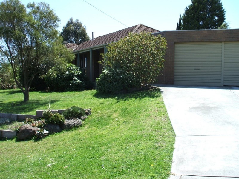 9 Vista Drive, Chirnside Park VIC 3116