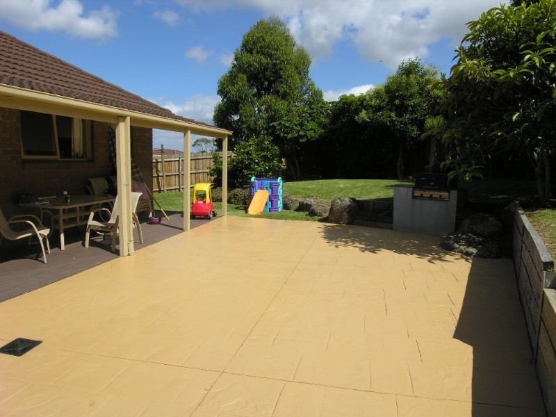 9 Vista Drive, Chirnside Park VIC 3116