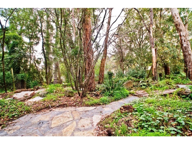 1 Edna Walling Lane, Mooroolbark VIC 3138