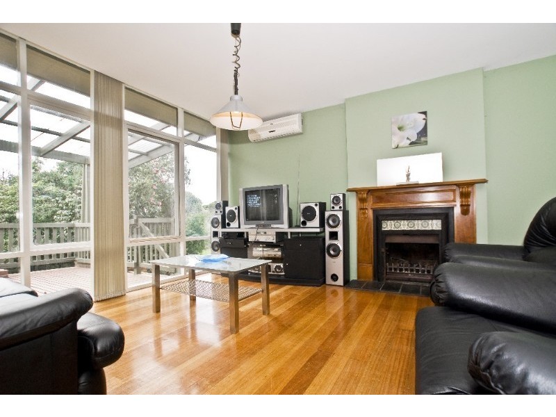 4 Akarana Drive, Chirnside Park VIC 3116