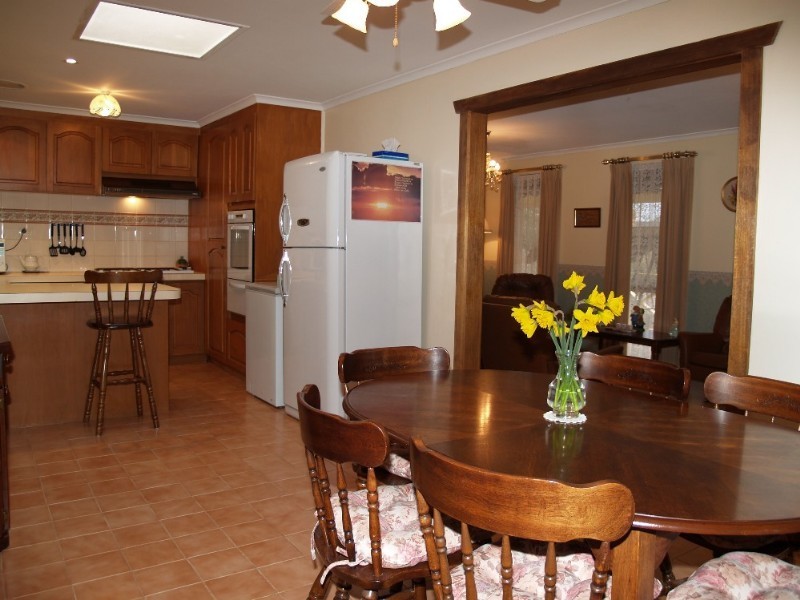 73 Beresford Drive, Boronia VIC 3155