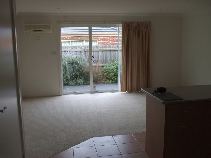 9/35-43 Kent Avenue, Croydon VIC 3136