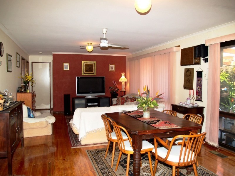 18 Sugarloaf Drive, Chirnside Park VIC 3116