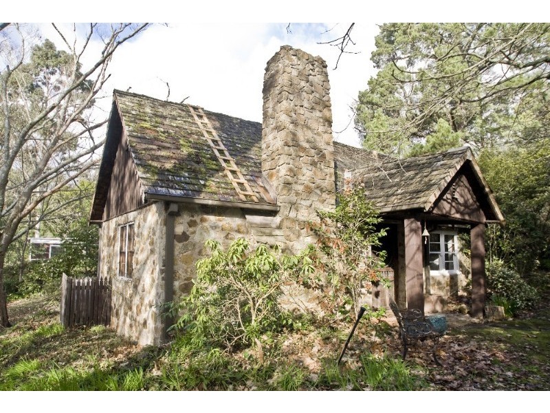 9 Bickleigh Vale Road, Mooroolbark VIC 3138