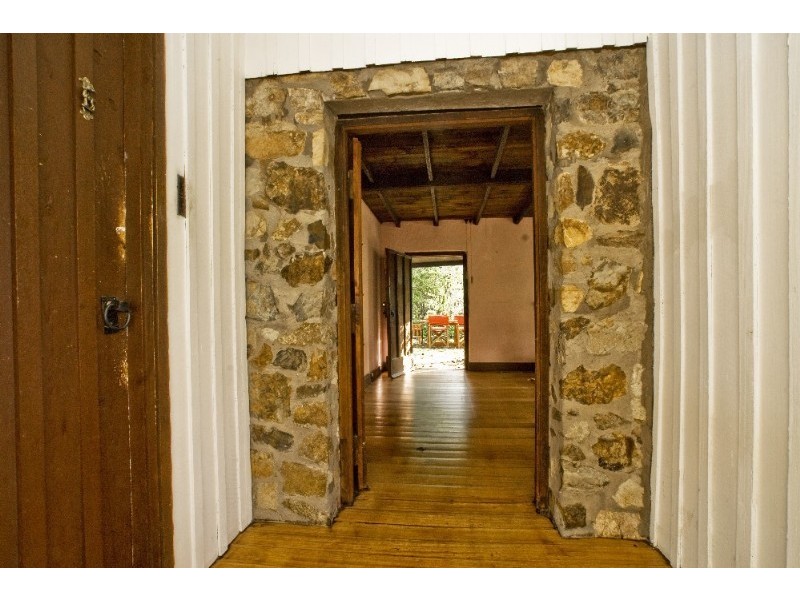 9 Bickleigh Vale Road, Mooroolbark VIC 3138